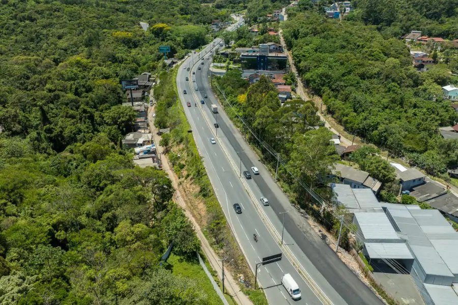 Obras de triplicação da SC-401, em Florianópolis, serão retomadas no dia 12 de janeiro 1