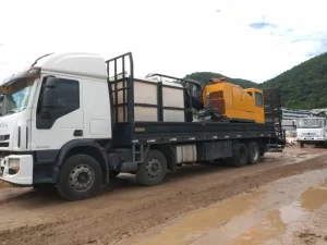 CASAN inicia operação para travessia de tubulação da rede de esgoto na SC-401 14