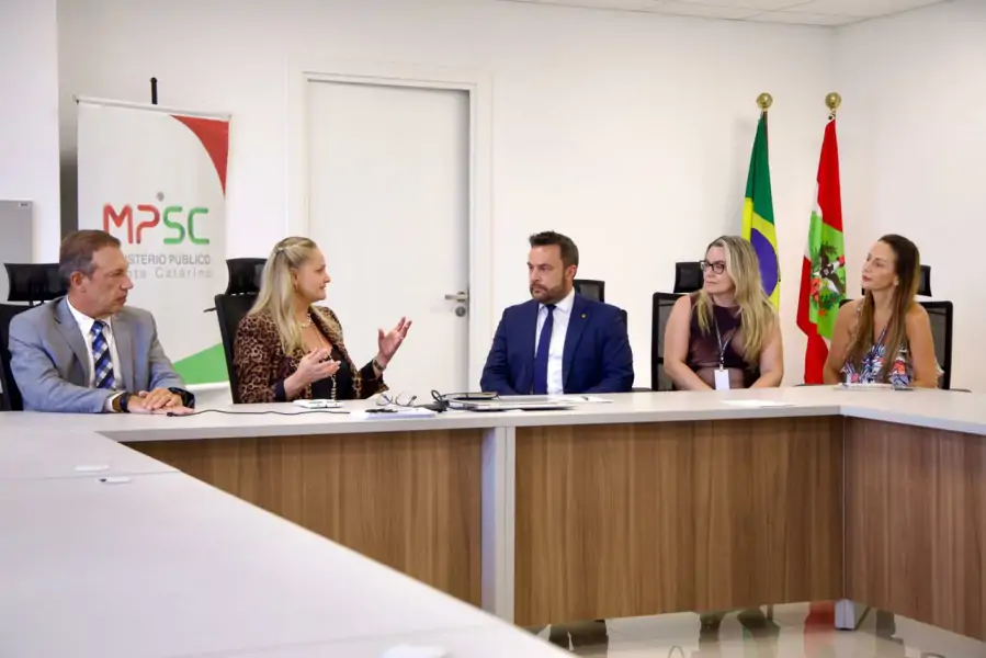 Dibea Estadual defende criação de Procuradoria Especializada em Defesa e Proteção dos Animais em Santa Catarina 1