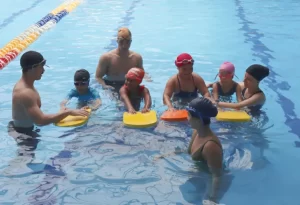 Minicurso de natação infantil da Udesc Cefid abre inscrições em Florianópolis para sorteio de vagas 6