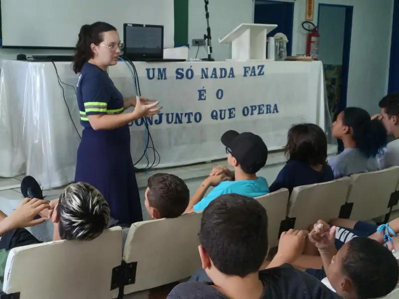 Programa Socioambiental da CASAN promoveu atividade no Bairro Monte Verde sobre o Dia Internacional da Mulher 1