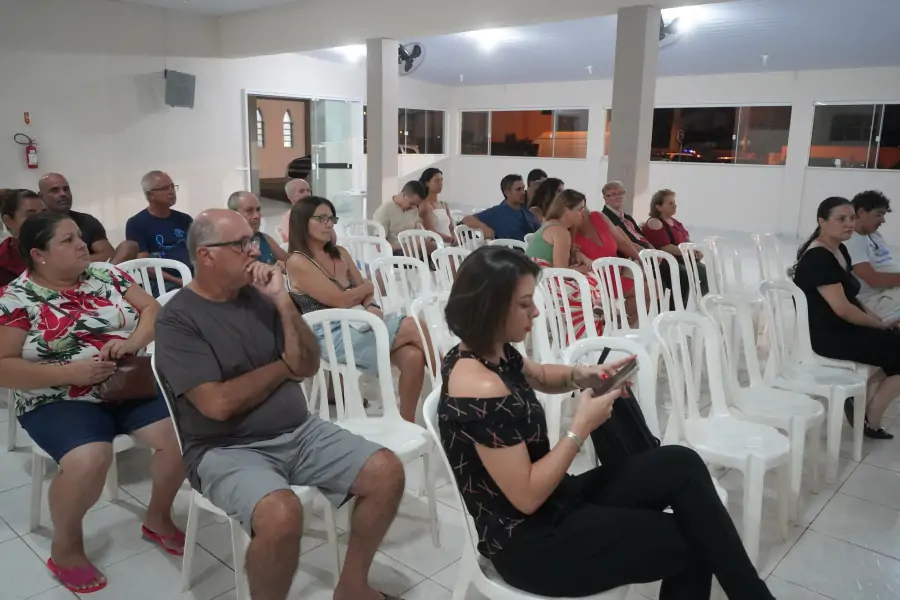 Reunião conjunta dos CONSEGs Campeche e Carianos debate cibersegurança, segurança das mulheres e participação comunitária 1