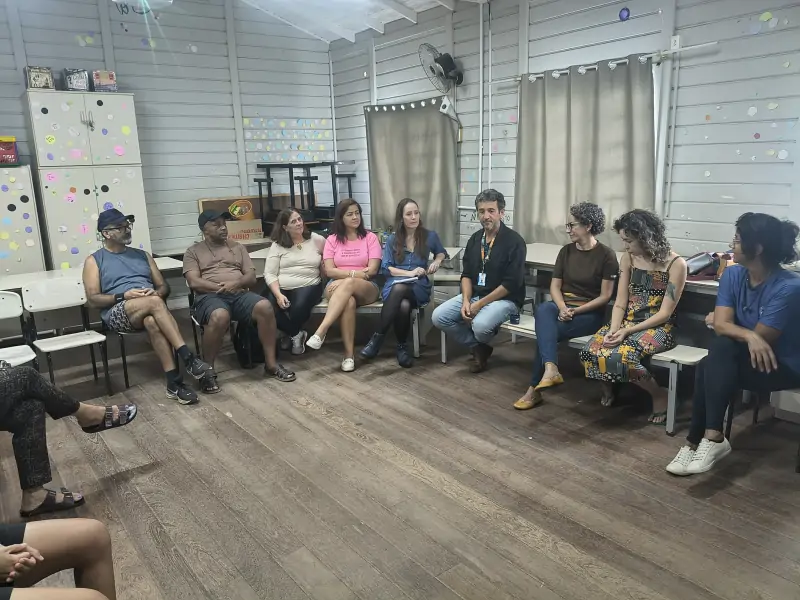 Mutuca Educa realiza 1º encontro formativo no Ribeirão da Ilha com foco em educação ambiental, arte pública e mobilização comunitária 1