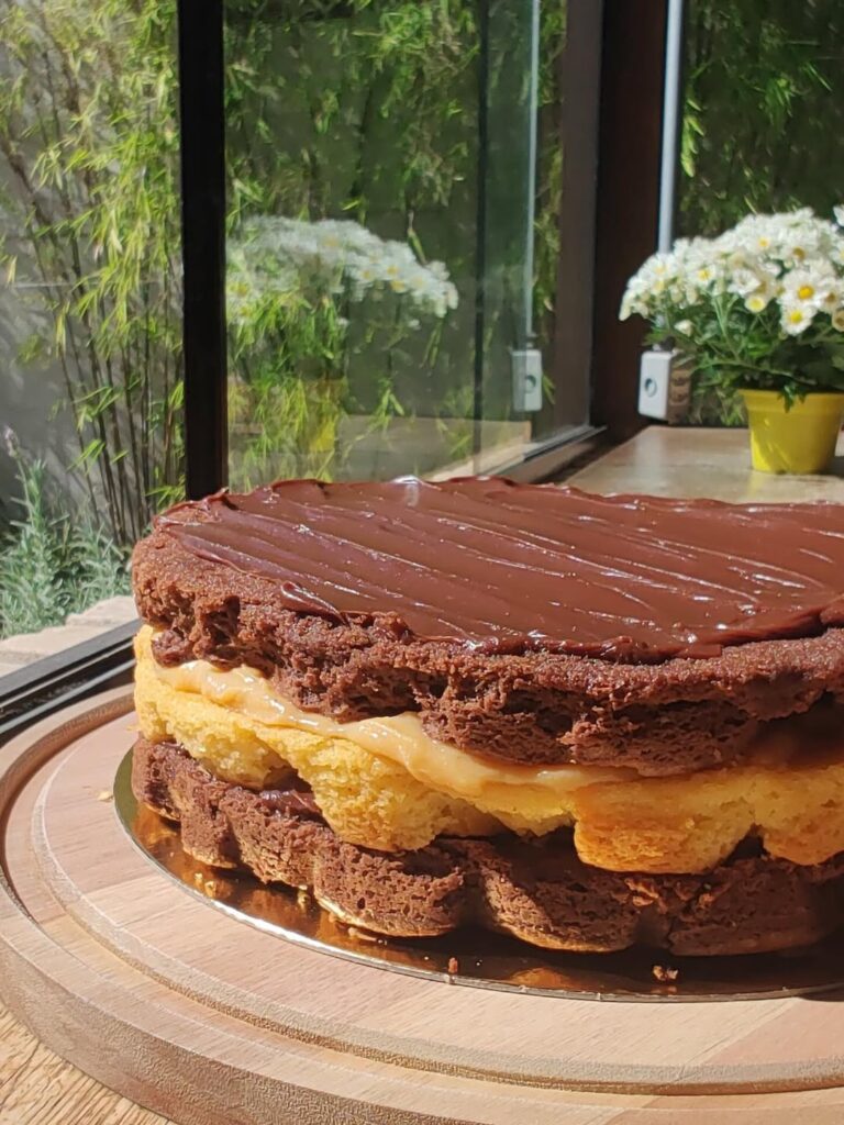 Confeitaria no Rio Tavares aposta em torta brownie com brigadeiro misto como destaque do cardápio 1