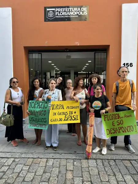 Usuários denunciam atrasos, falhas e exclusão no transporte público de Florianópolis 1