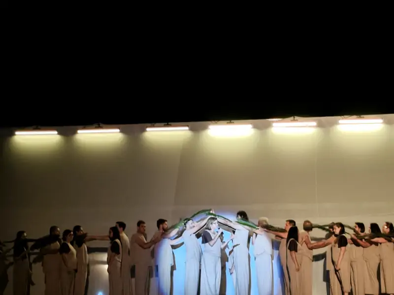 Encenação da Paixão de Cristo reúne mais de 3 mil pessoas no Ribeirão da Ilha 25