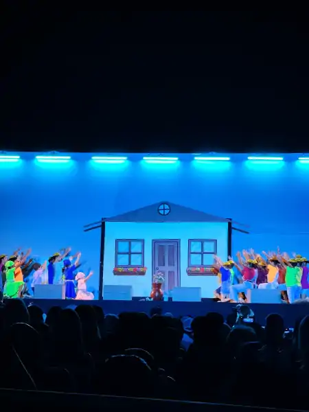 Encenação da Paixão de Cristo reúne mais de 3 mil pessoas no Ribeirão da Ilha 43