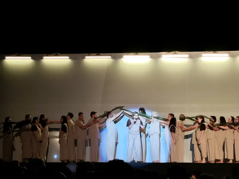 Encenação da Paixão de Cristo reúne mais de 3 mil pessoas no Ribeirão da Ilha 46