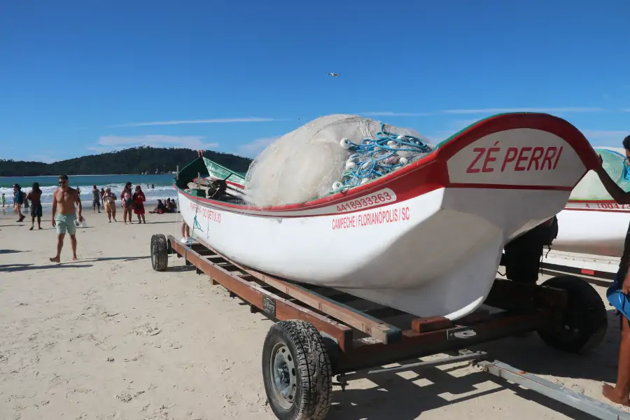 Safra da tainha é aberta com cerimônia marcada por fé, cultura e participação da comunidade no Sul da Ilha 1