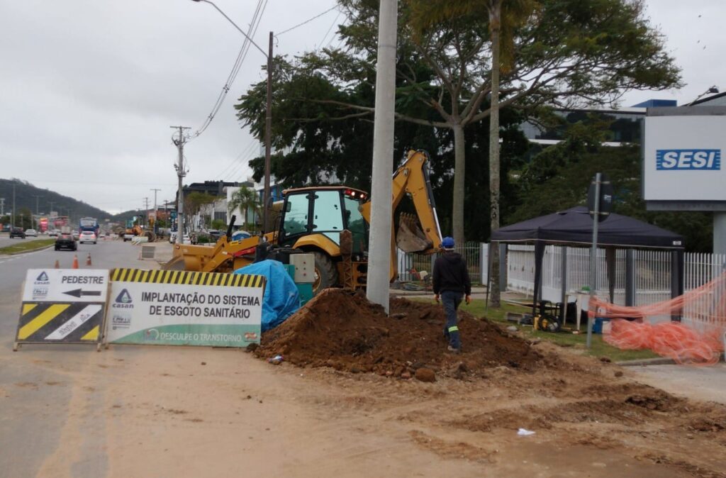 Comunicado CASAN  sobre Horário de atendimento nesta segunda-feira (29) 1