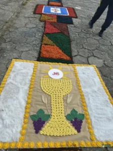Fé, tradição e união marcam celebração de Corpus Christi na Comunidade Santa Catarina de Alexandria 8