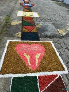 Fé, tradição e união marcam celebração de Corpus Christi na Comunidade Santa Catarina de Alexandria 9