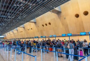 Florianópolis tem o melhor aeroporto do mundo para conexões, aponta ranking internacional 12