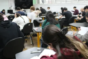 Leia mais sobre o artigo Vestibular de Inverno 2026 da Udesc tem índice de abstenção de 21,92%