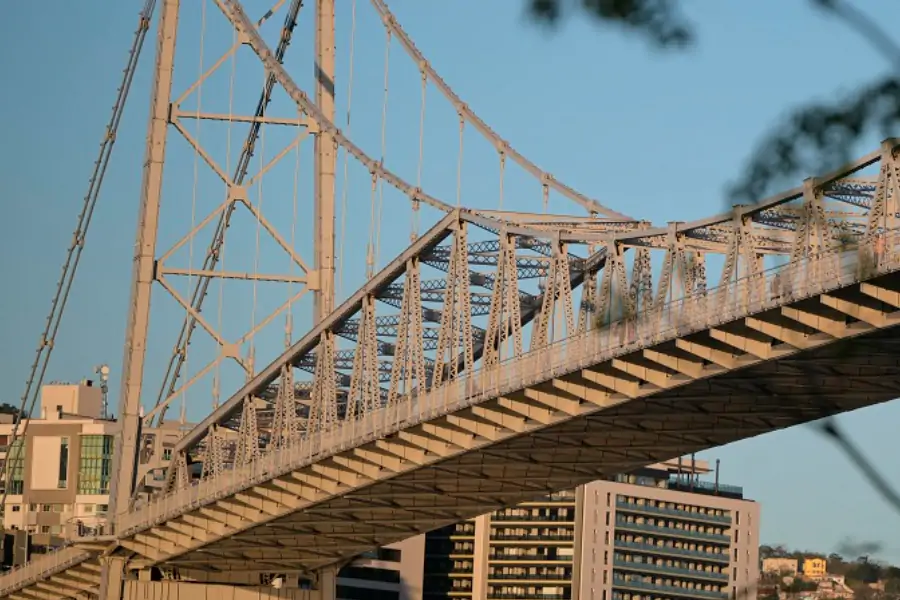 Ponte Hercílio Luz terá interdições noturnas para obras de manutenção em Florianópolis 1