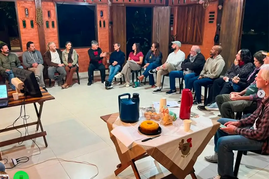 AMOCAM realiza primeira reunião ampliada da nova gestão e apresenta plano de trabalho para o Campeche 1 AMOCAM realiza primeira reunião ampliada