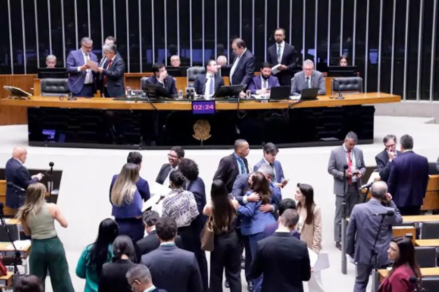 Câmara aprova projeto com medidas para incentivar futebol feminino no Brasil 1