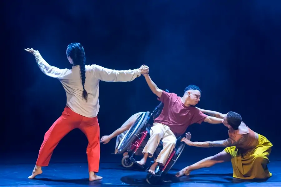 Companhia de dança inclusiva apresenta espetáculo gratuito na UFSC nesta sexta-feira 1 Companhia de dança inclusiva apresenta espetáculo gratuito na UFSC nesta sexta-feira 1