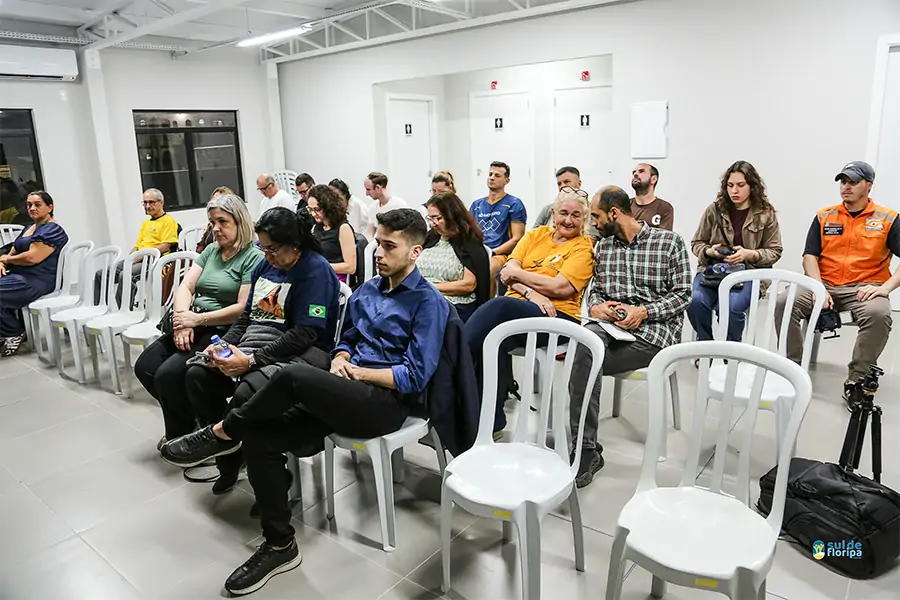 Defesa Civil orienta moradores do Sul da Ilha sobre preparação para eventos climáticos extremos 2