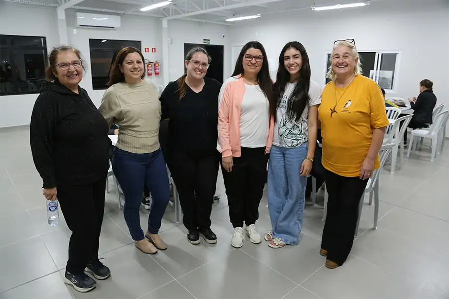 Oficina com catequizandos do Carianos ajuda a construir identidade visual do projeto Carianos Limpo, Carianos Vivo 2