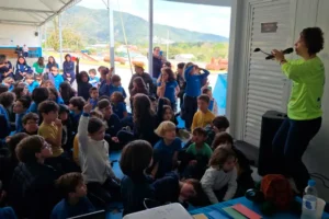 Limpeza dos Mares leva educação ambiental a cerca de 5 mil estudantes na Grande Florianópolis