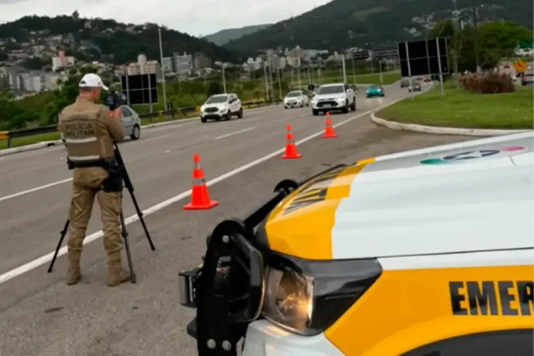 Home 22 Polícia Militar Rodoviária alerta para os riscos do excesso de velocidade nas rodovias do Sul da Ilha